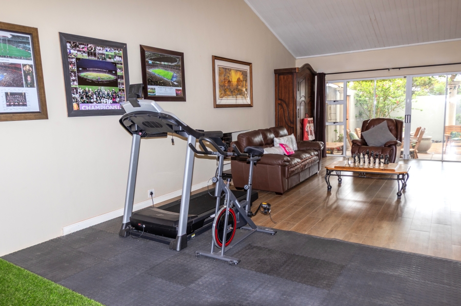 5 Bedroom Property for Sale in Milnerton Central Western Cape